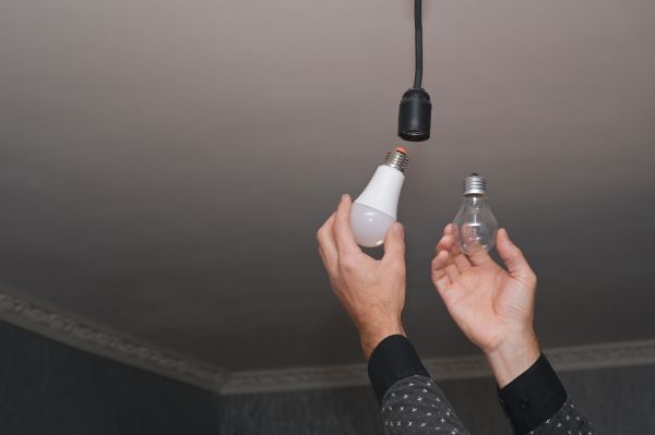Light Bulbs Replacement in Ooltewah