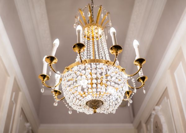 Chandelier Bulb Replacement in Ooltewah