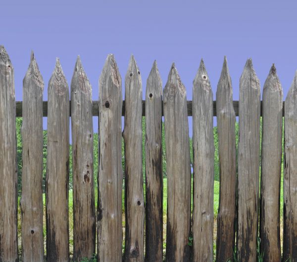 Cedar Post Repair in Ooltewah