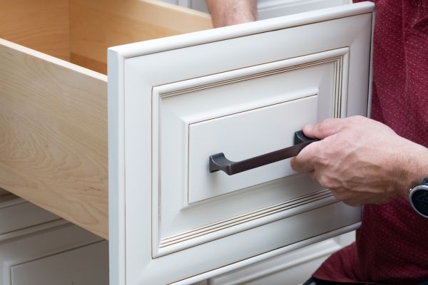 Cabinet Handle Installation in Ooltewah