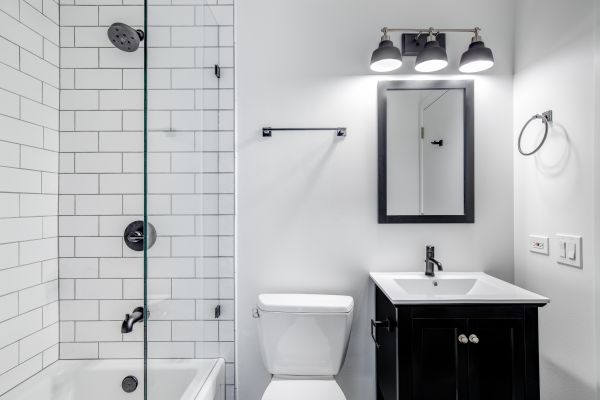 Bathroom Hardware Installation in Ooltewah